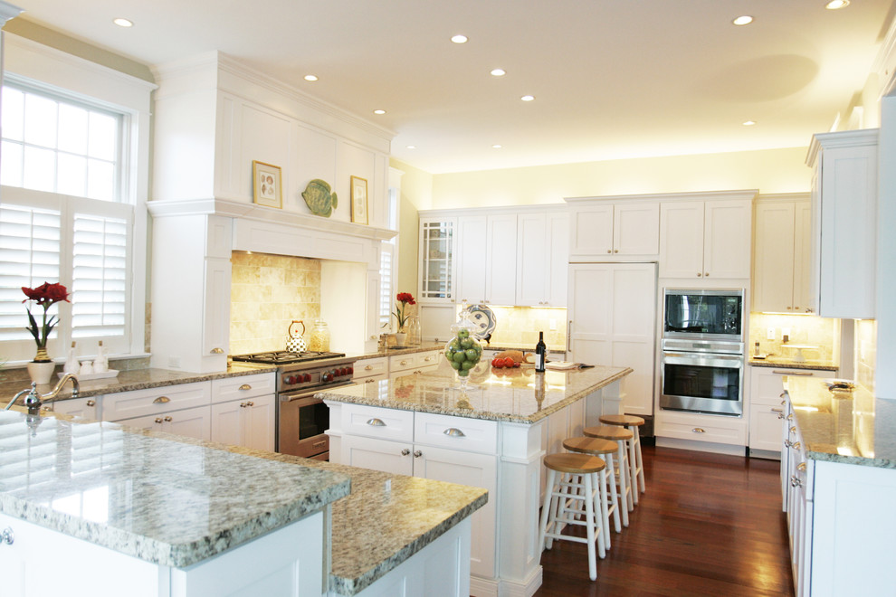 Kitchen - traditional u-shaped kitchen idea in Other