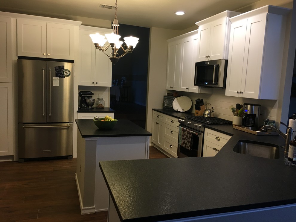 Kitchen - Traditional - Kitchen - Austin - by Epic ...