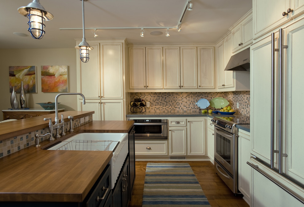 Kitchen - Contemporary - Kitchen - Grand Rapids - by Fredman Design ...