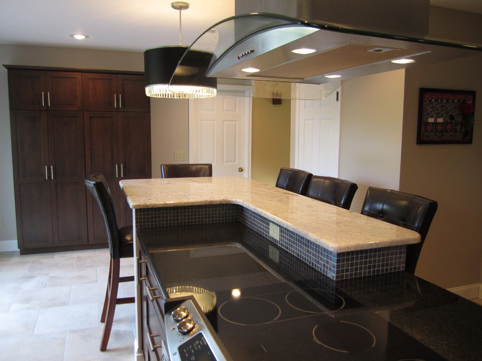 Kitchen - Contemporary - Kitchen - Chicago