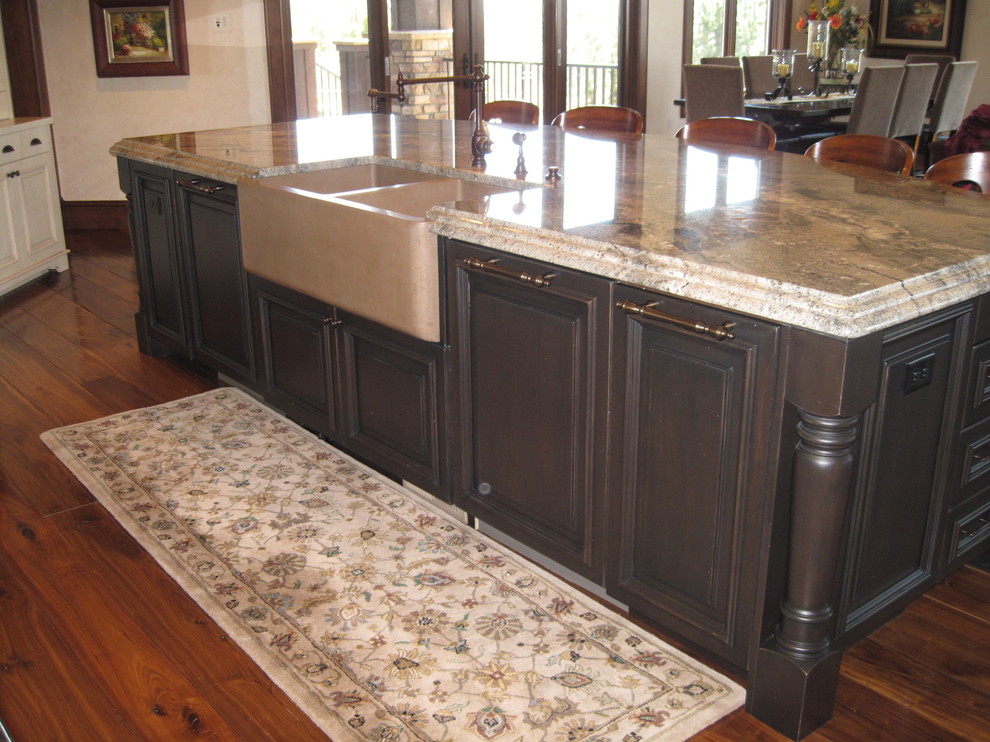 Kitchen Island - Traditional - Kitchen - Denver - by Aneka ...