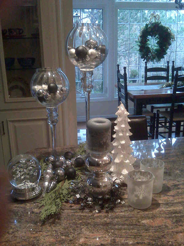 Kitchen Island Christmas Decor Traditional Kitchen Toronto By The Expert Touch Interiors