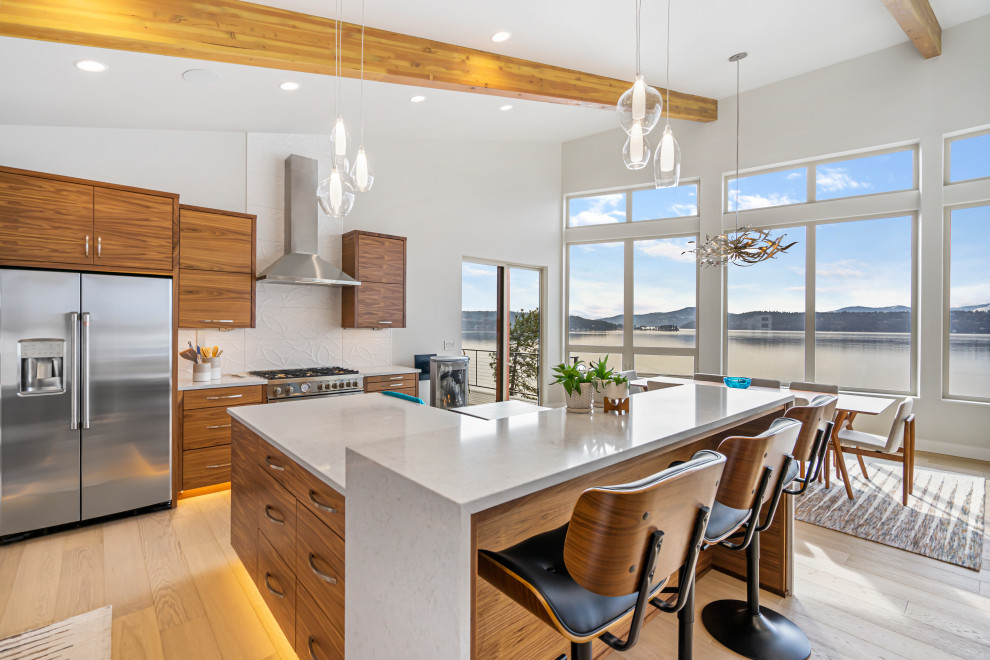 Kitchen Island with unique bar stools - Contemporary ...