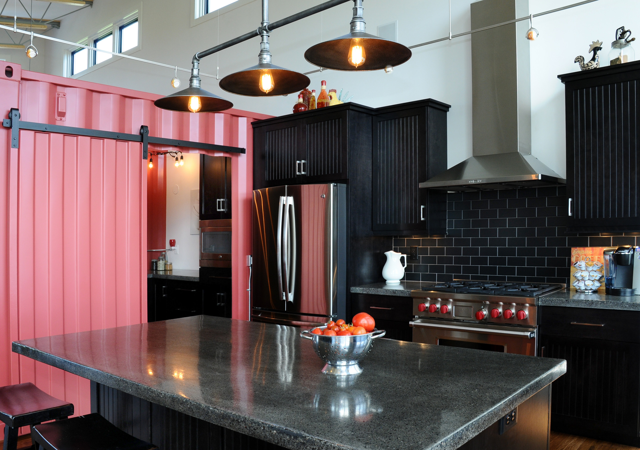 Transform Your Space: The Ultimate Guide to Pink and Black Kitchen Decor