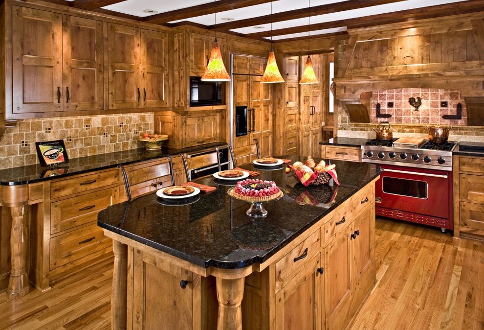 Kitchen - traditional kitchen idea in Minneapolis with colored appliances