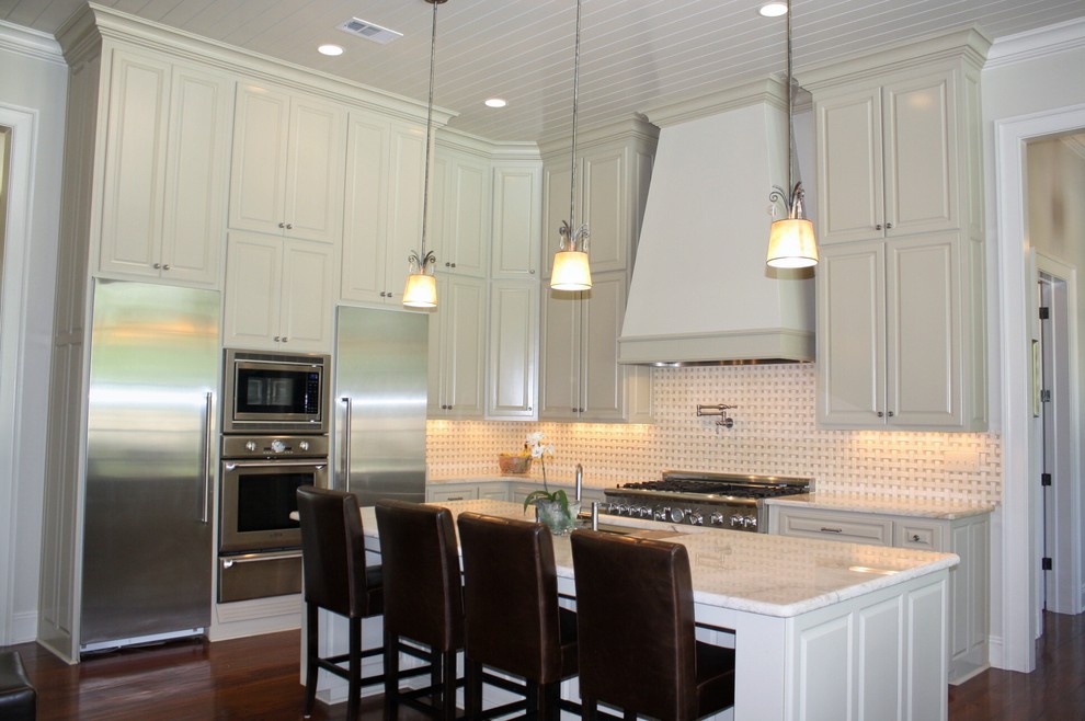 Inspiration for a timeless kitchen remodel in New Orleans