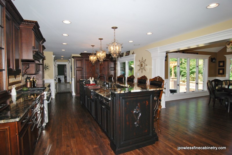 Kitchenlong island with burn through Traditional Kitchen Chicago