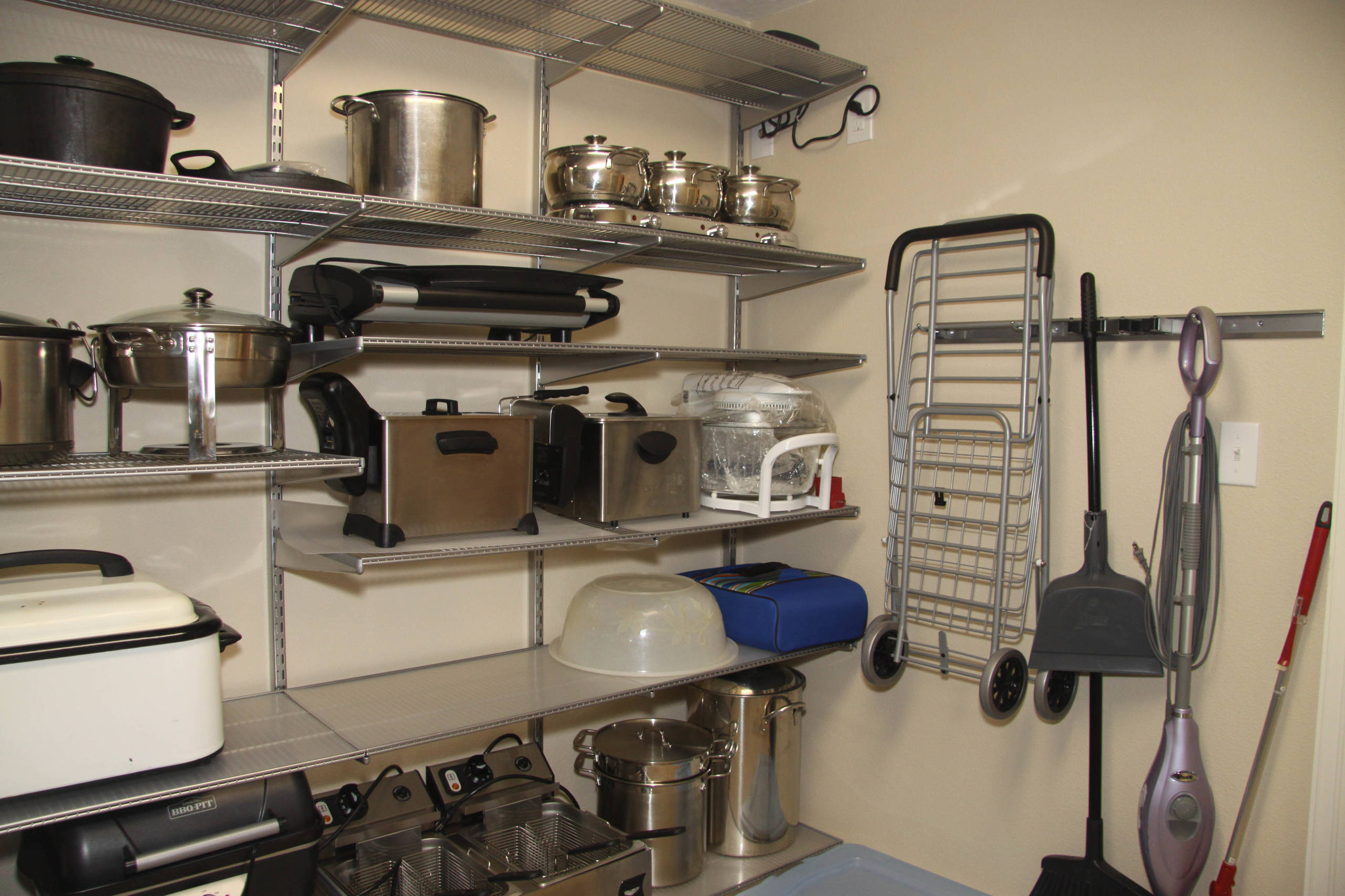 Elfa Classic 4' Open Kitchen Shelving