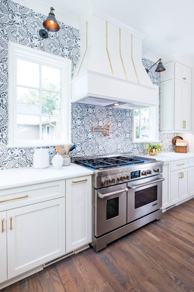 Example of an eclectic kitchen design in Charlotte