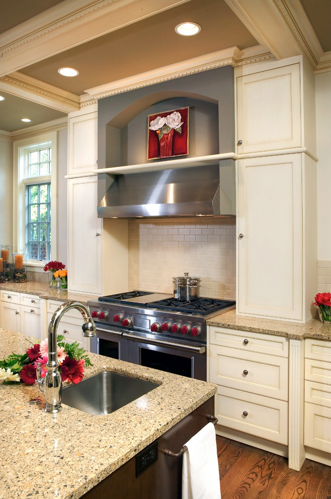 Kitchen Remodel Traditional Kitchen Milwaukee by Design Group