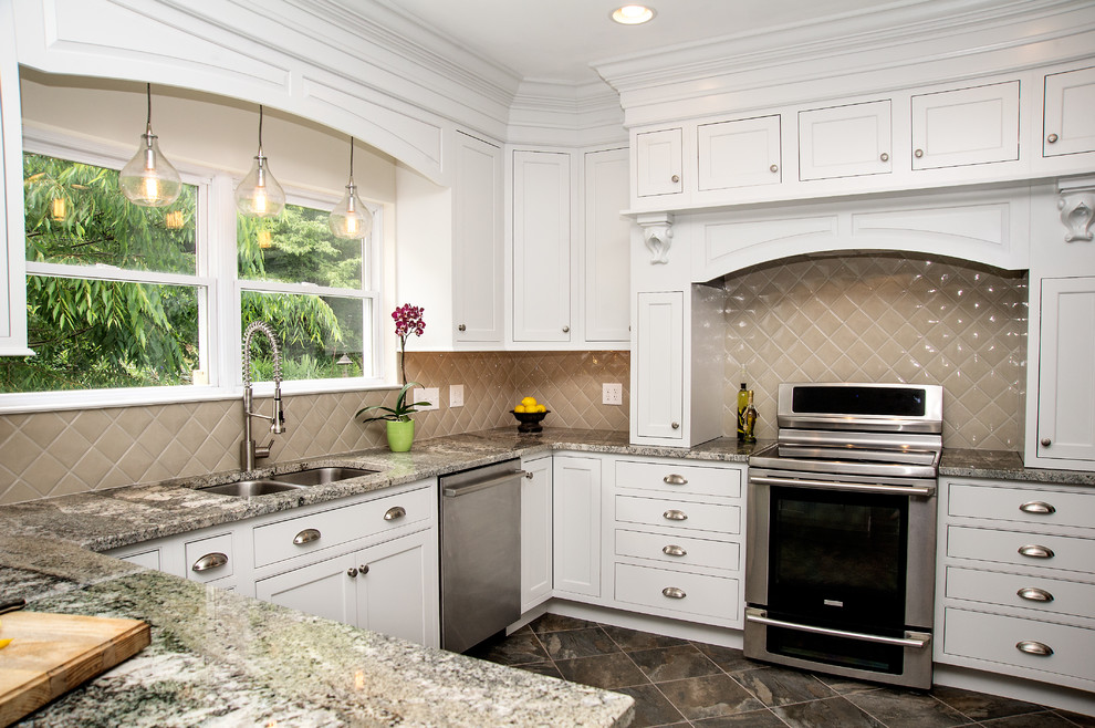 bath kitchen and tile center photo