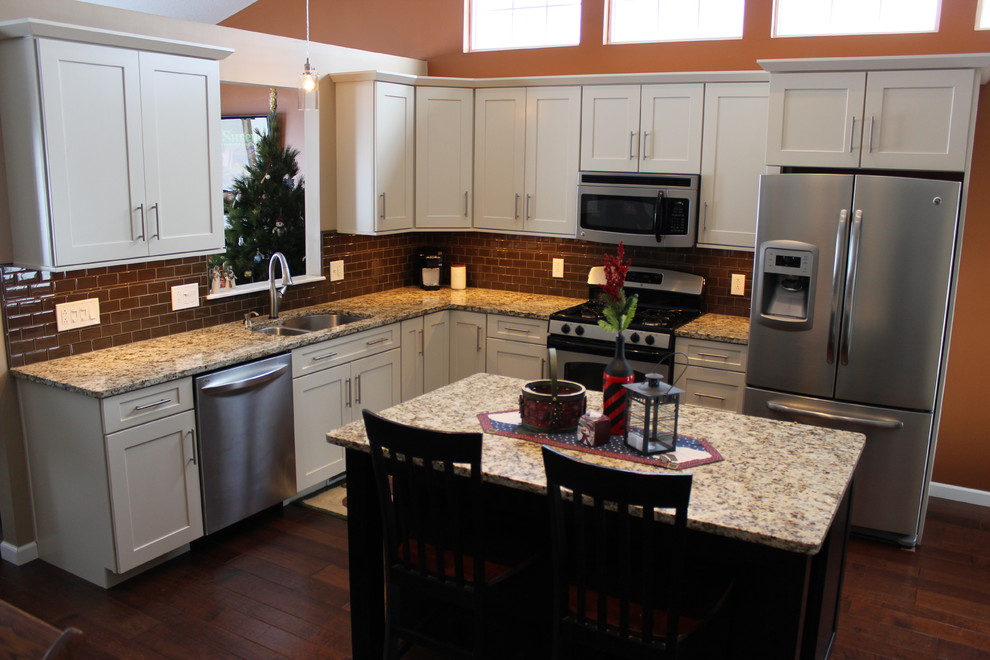 Kitchen Remodel Medina Oh 8 Waypoint Cabinets Traditional Kitchen Cleveland By Cabinet S Top