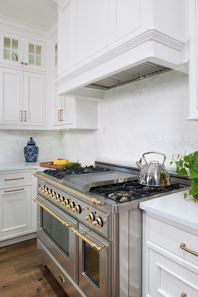 Kitchen Remodel Wexford PA トラディショナル キッチン 他の地域 Santa's Kitchen