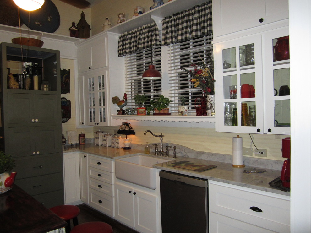 KITCHEN RENOVATION - Traditional - Kitchen - New Orleans - by Live In a