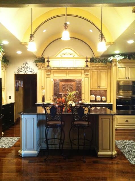 Kitchen - Traditional - Kitchen - Oklahoma City - by Richardson Homes ...