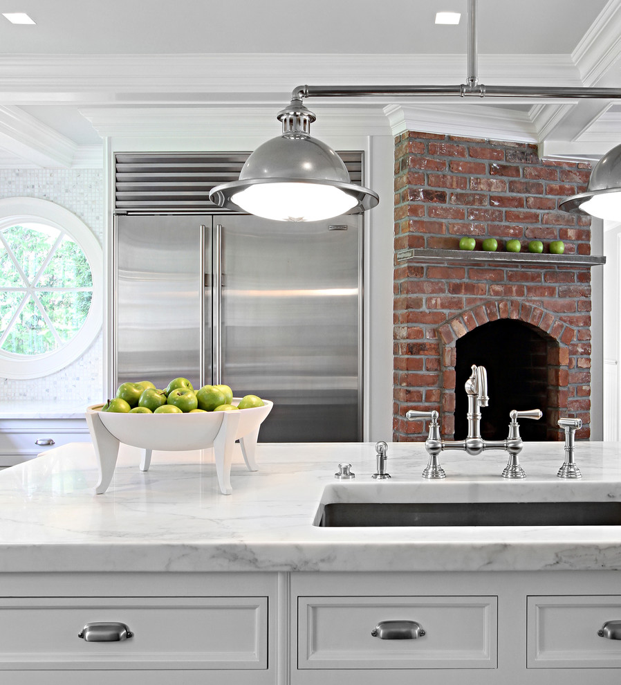 Inspiration for a classic kitchen in New York.