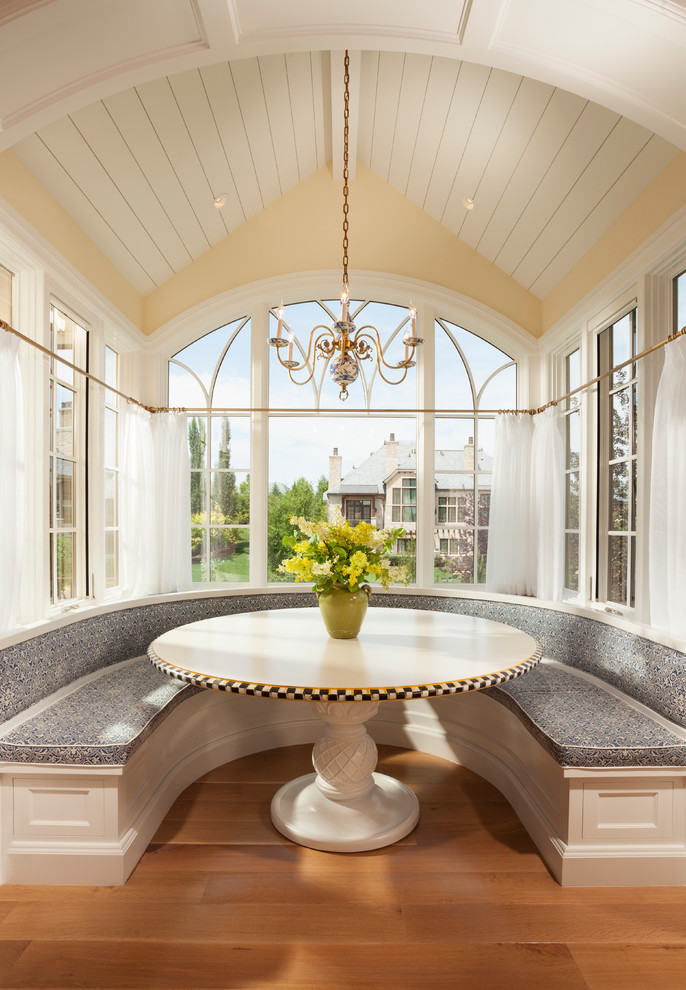 Inspiration for a timeless open concept kitchen remodel in Salt Lake City