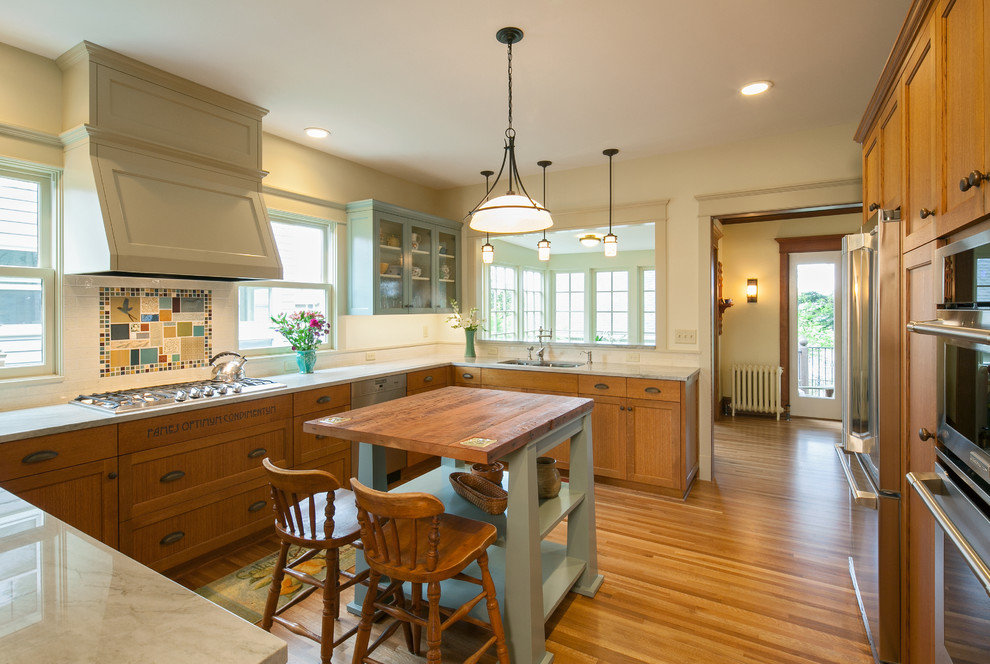 Inspiration for a farmhouse kitchen remodel in Portland