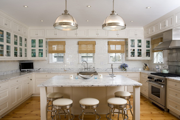 Example of a kitchen design in Other