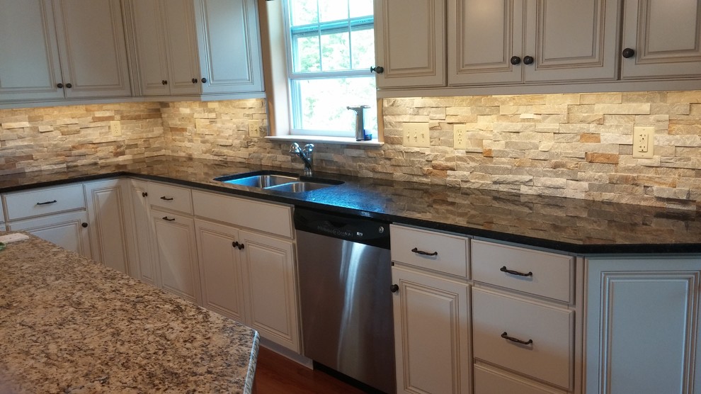 Example of a mountain style kitchen design in Philadelphia