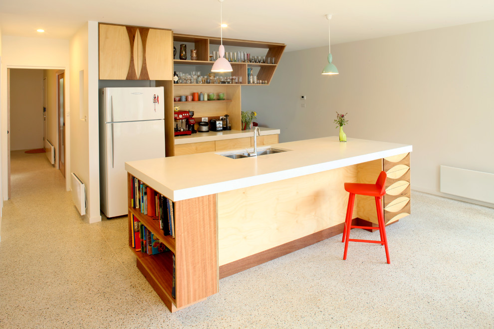 Kitchen - contemporary kitchen idea in Canberra - Queanbeyan