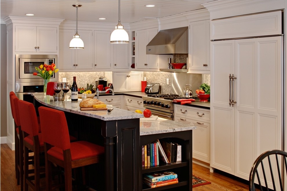 Kneebone Kitchen Traditional Kitchen Newark by Sawhorse Designs
