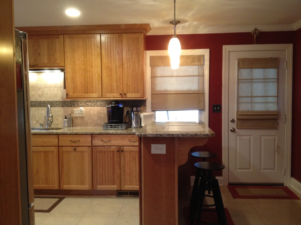 KraftMaid Briarwood Cherry Natural Traditional Kitchen Charlotte