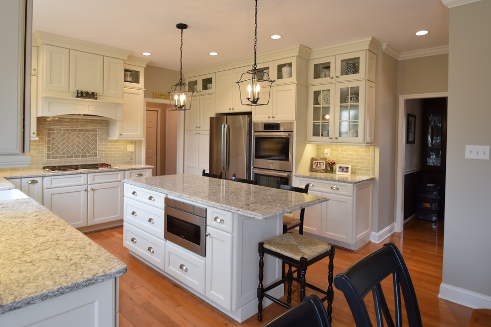 KraftMaid Renway Maple Canvas Kitchen Transitional Kitchen