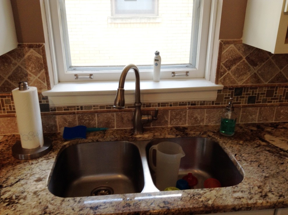 La Grange Park Kitchen backsplash Kitchen Chicago by Sheri's