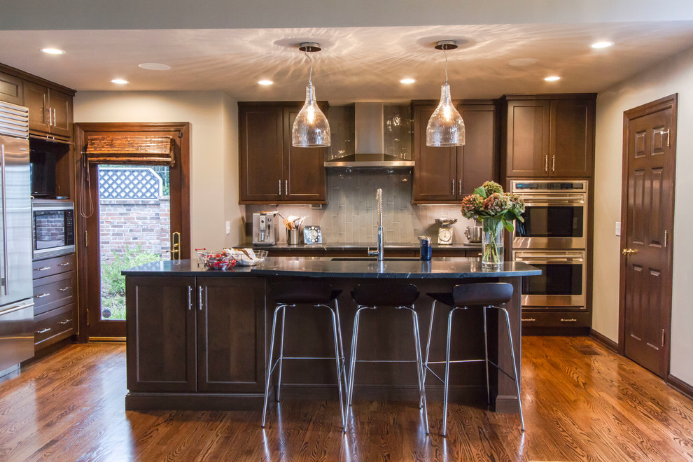 Ladue Beauty Traditional Kitchen St Louis by NEST Houzz