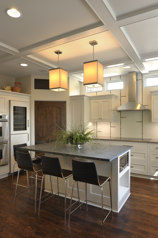 Inspiration for a contemporary kitchen in Minneapolis with stainless steel appliances.