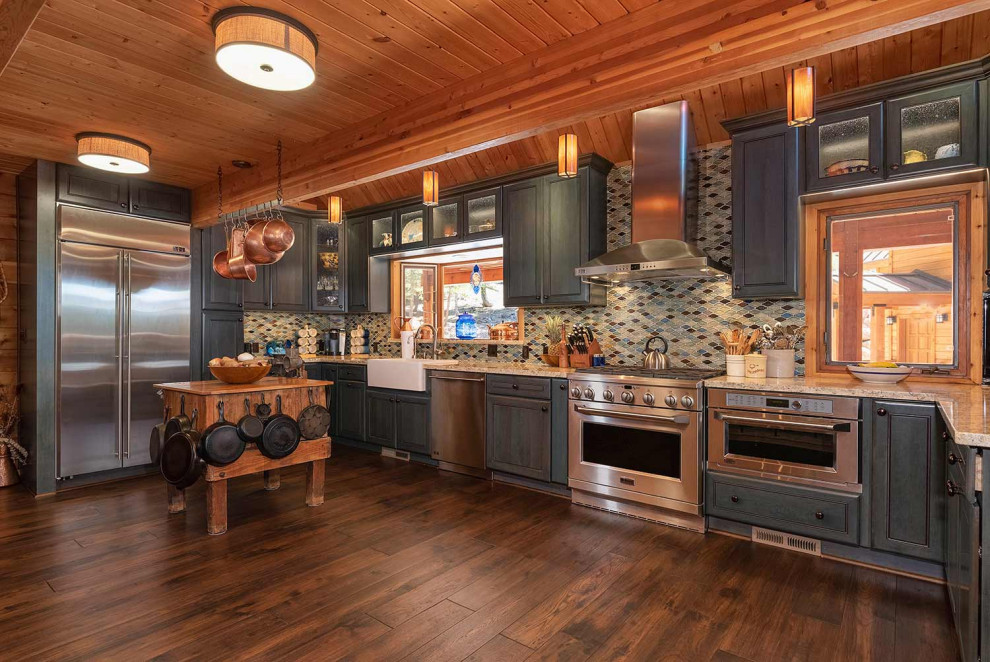 Inspiration for a rustic kitchen remodel in Houston