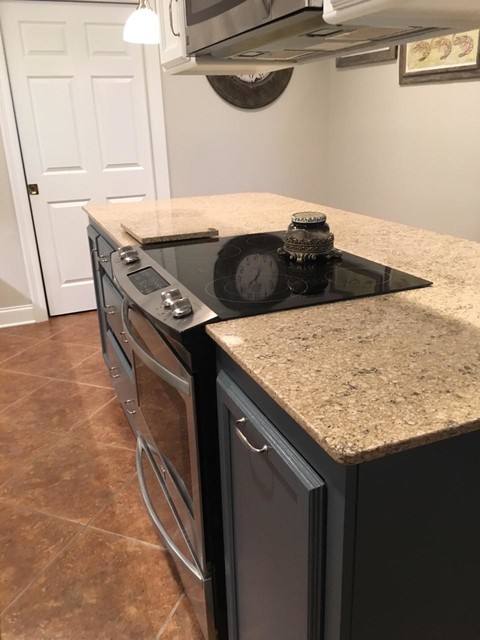 Landry Remodel Transitional Kitchen New Orleans By Doug Ashy Cabinet Design Center Houzz