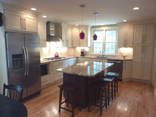 https://st.hzcdn.com/simgs/pictures/kitchens/langlois-custom-contracting-inc-img~7d11c5830fd8b164_4-8742-1-21fb51f.jpg