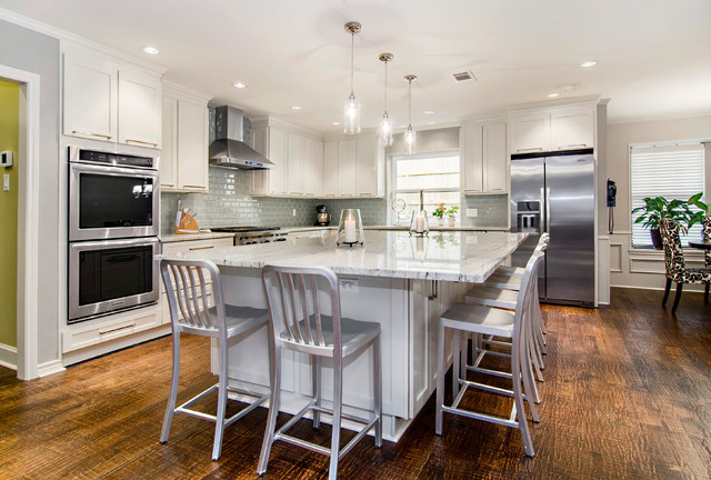 Large Eat In Island Transitional Kitchen Dallas By Alair Homes Plano Houzz Ie