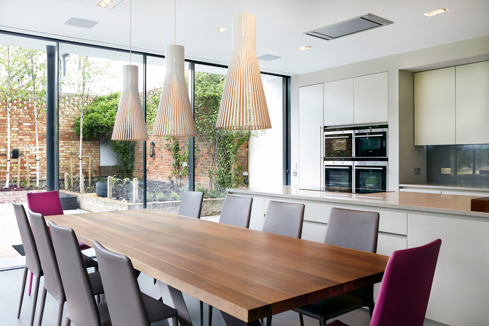 Large eat in kitchen with sleek modern kitchen - Contemporary - Kitchen ...