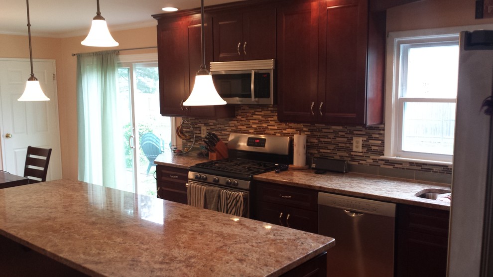 lawrenceville kitchen design by jason cancel Modern Kitchen