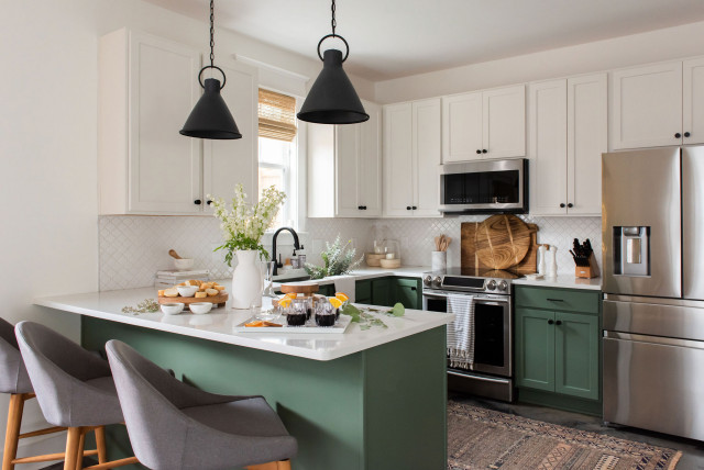 19++ Kitchen island seating configuration