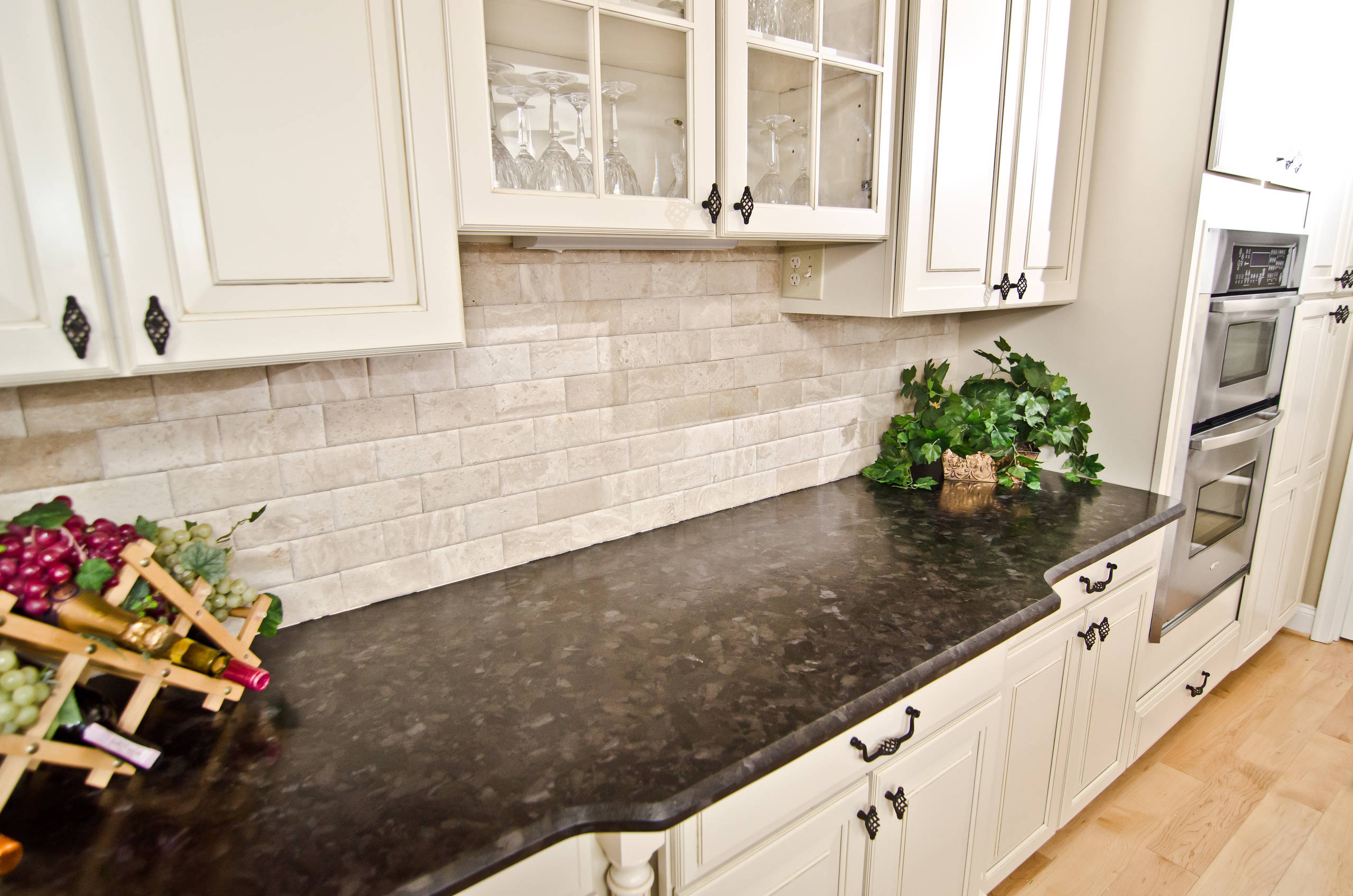 White Kitchen Cabinets With Brown Granite Countertops