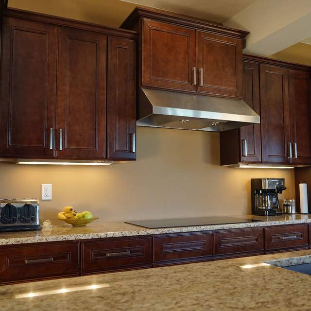 Leo Saddle Cherry Mahogany Kitchen w/ Soft Close by Everyday