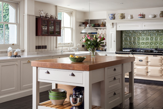 Lewes, East Sussex Bespoke Kitchen - Traditional - Kitchen - Sussex