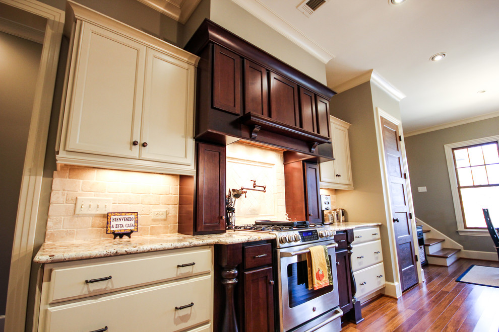 Inspiration for a timeless kitchen remodel in Birmingham