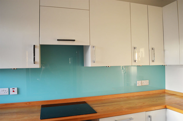 light blue glass splashback