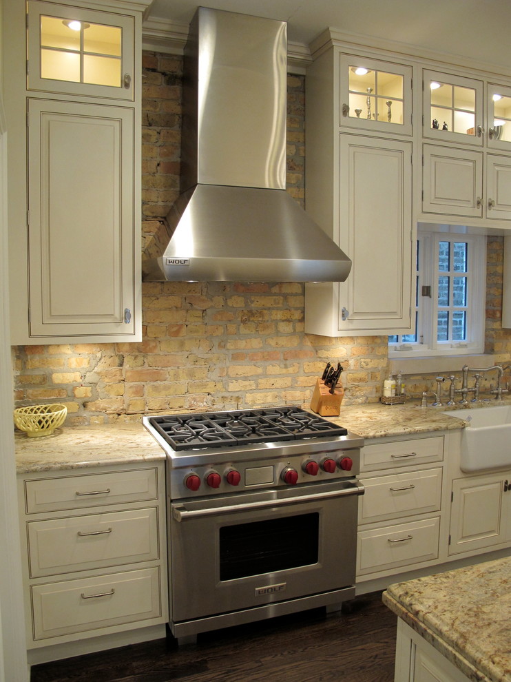 Lincoln Park Chicago Kitchen With Brick Backsplash Dresner Design Traditional Kitchen Chicago By Greenfield Cabinetry Il Wi Mn American Made