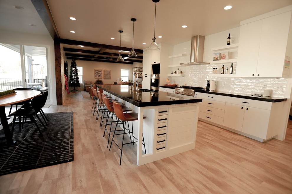 Lindon Modernization Farmhouse Kitchen Salt Lake City by South Haven Homes Houzz