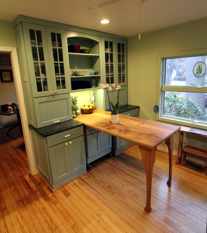 Lindstrom Kitchen Craftsman Kitchen DC Metro by K Squared