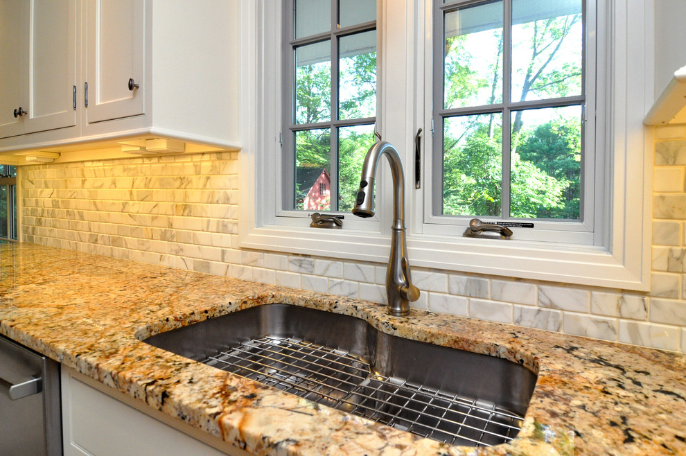 Example of a tuscan kitchen design in Bridgeport