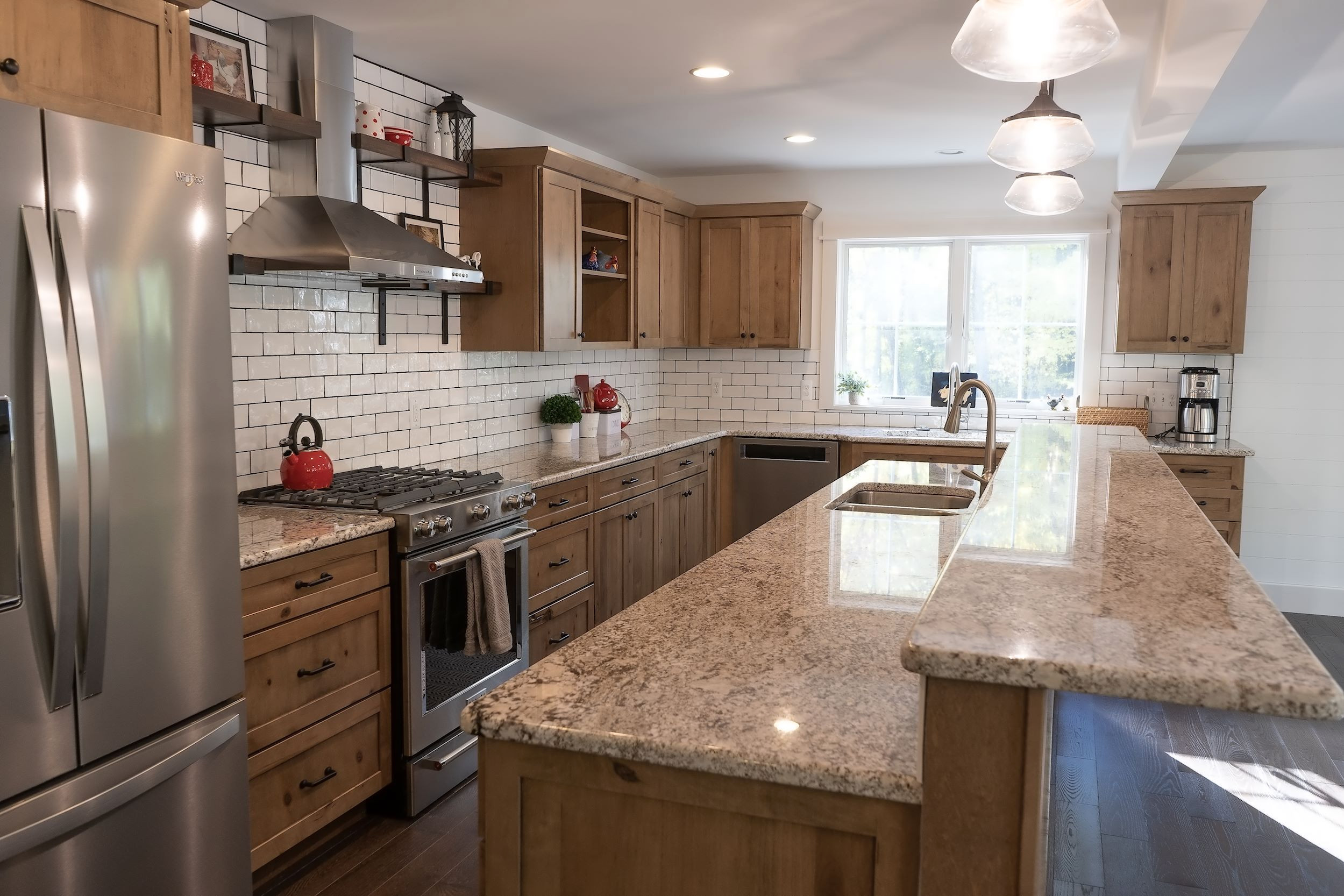 75 Most Popular 75 Beautiful Rustic Kitchen with Granite Worktops Ideas and Designs  Design Ideas for November 2022 | Houzz IE