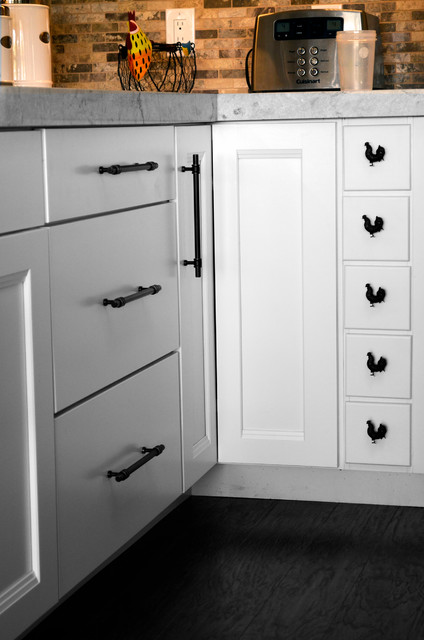 Little Touches To The Cabinets Make The Space More Personal Modern Kitchen Las Vegas By Jzl Designs Houzz