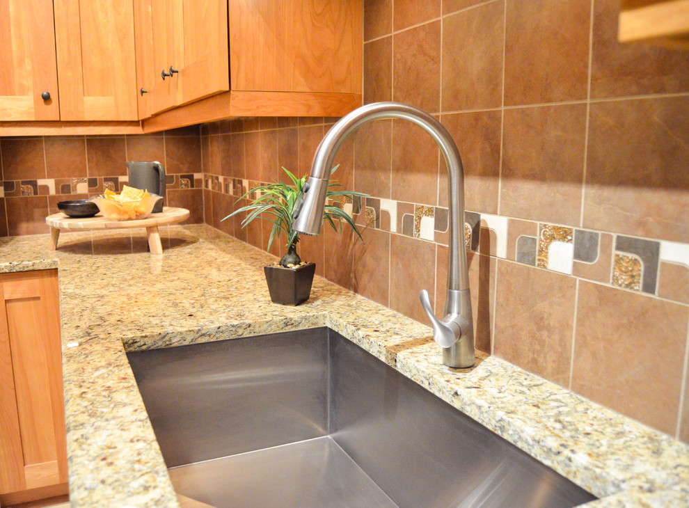 Livonia Showroom - Kitchen - Detroit - by Kurtis Kitchen & Bath | Houzz